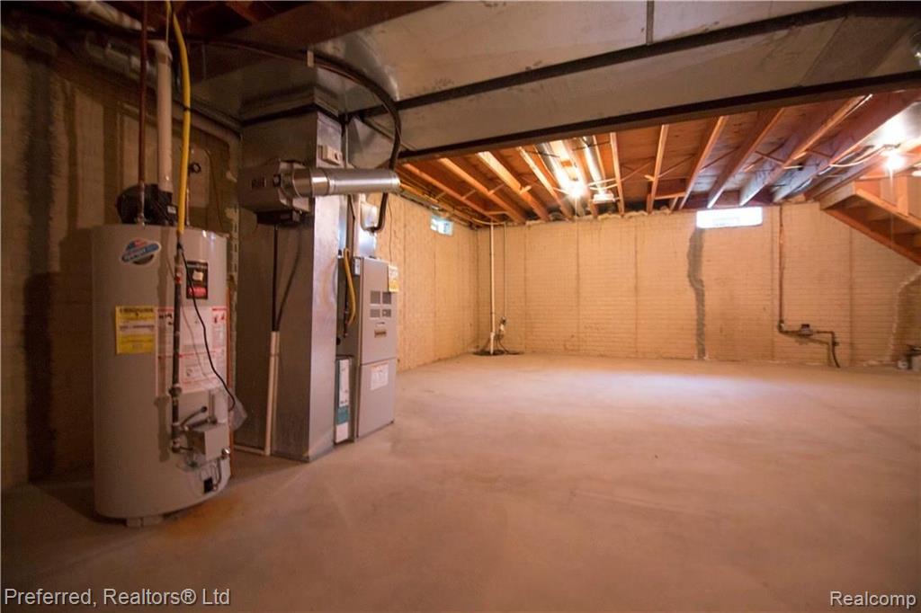 18270 West Eleven Mile Road Southfield, MI 48076 - Photo 49 of 52