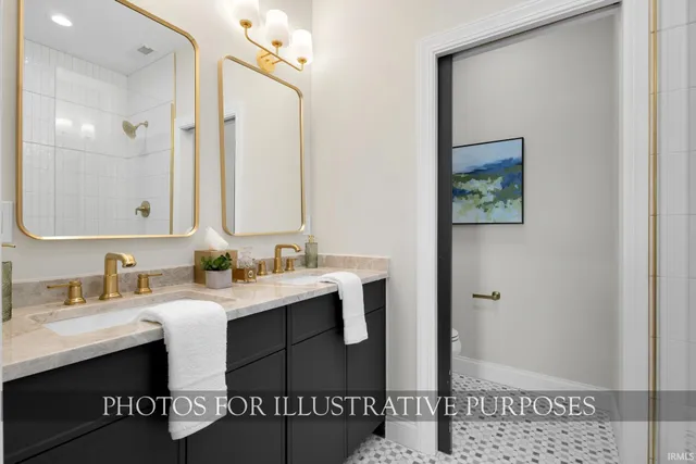 $888,900 | 748 North Notre Dame Avenue, South Bend, IN 46617