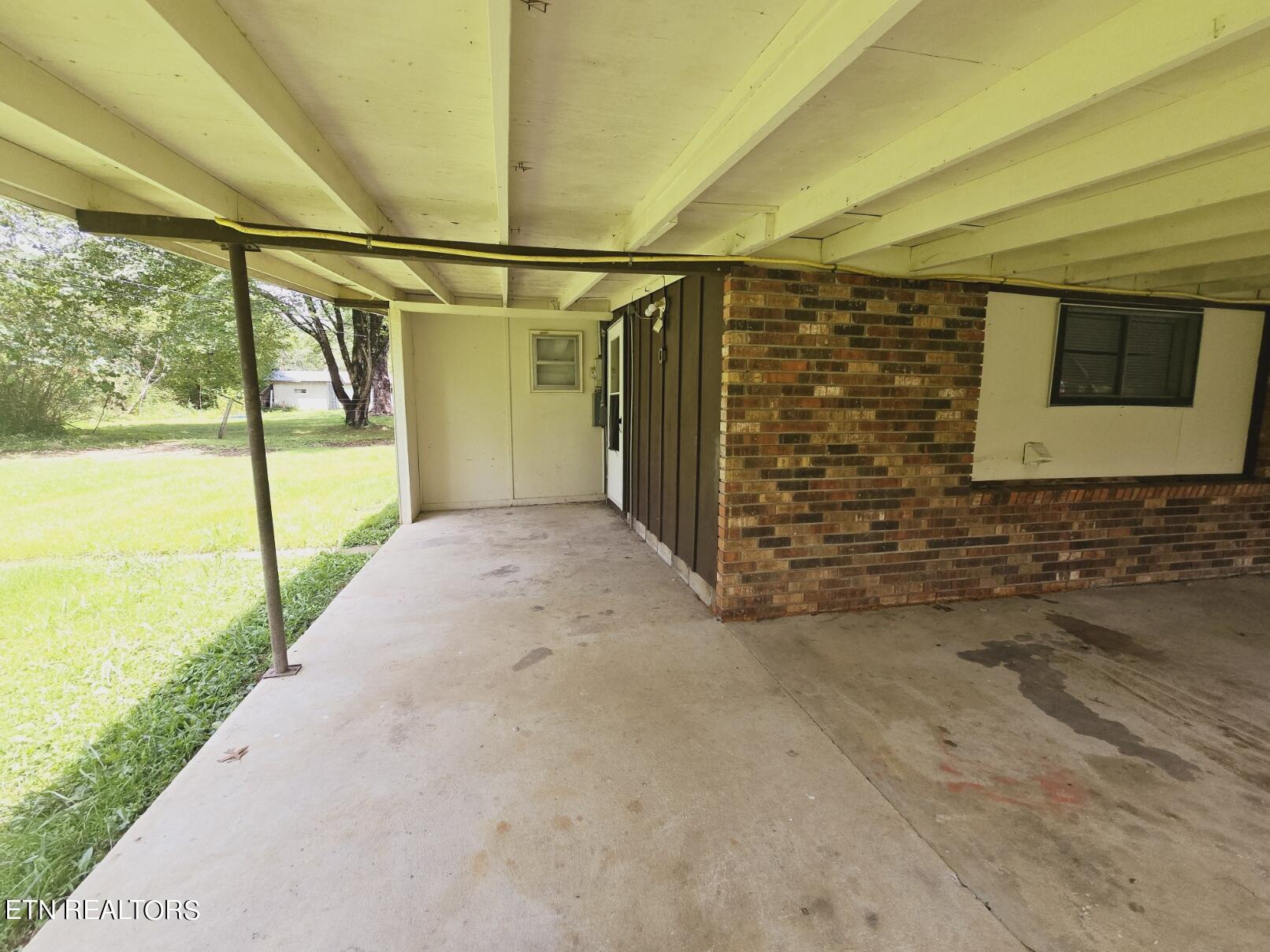 297 Sheppard Road Oneida, TN 37841 - Photo 26 of 50 25