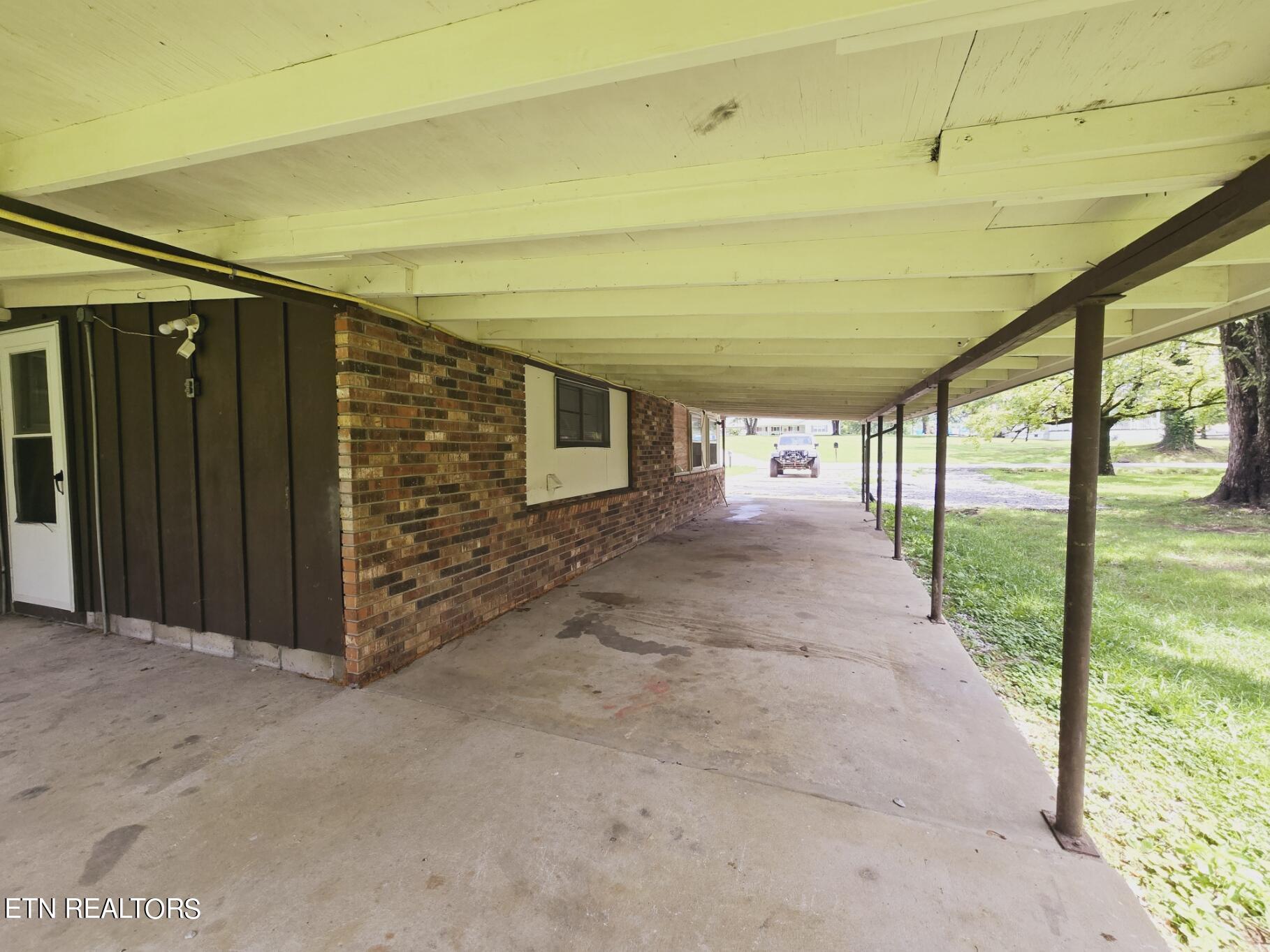 297 Sheppard Road Oneida, TN 37841 - Photo 29 of 50 22