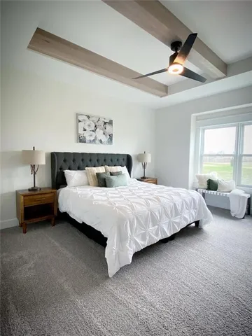 $699,900 | 5888 Northwest Black Oak Court, Parkville, MO 64152