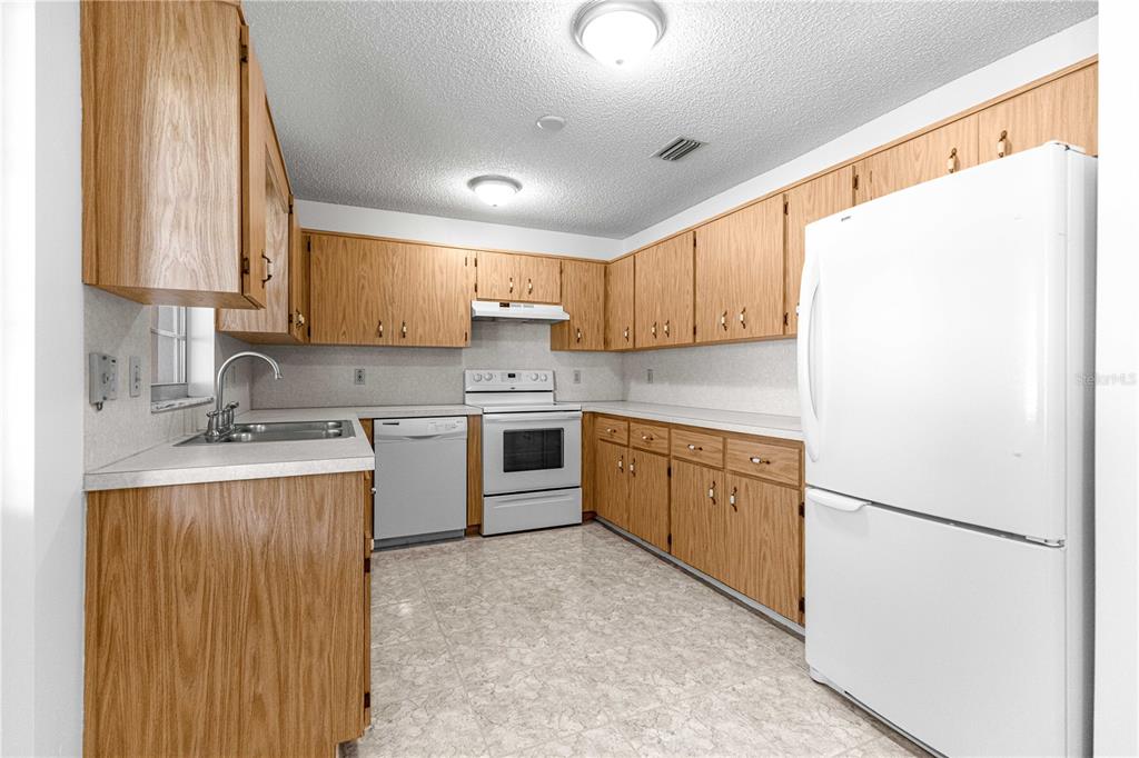 8575 Southwest 90th Lane, Unit C Ocala, FL 34481 - Photo 21 of 27