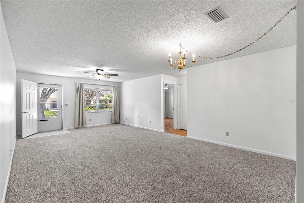 8575 Southwest 90th Lane, Unit C Ocala, FL 34481 - Photo 6 of 27