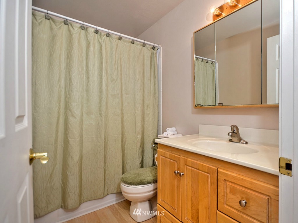 21404 6th Avenue West Bothell, WA 98021 - Photo 14 of 23