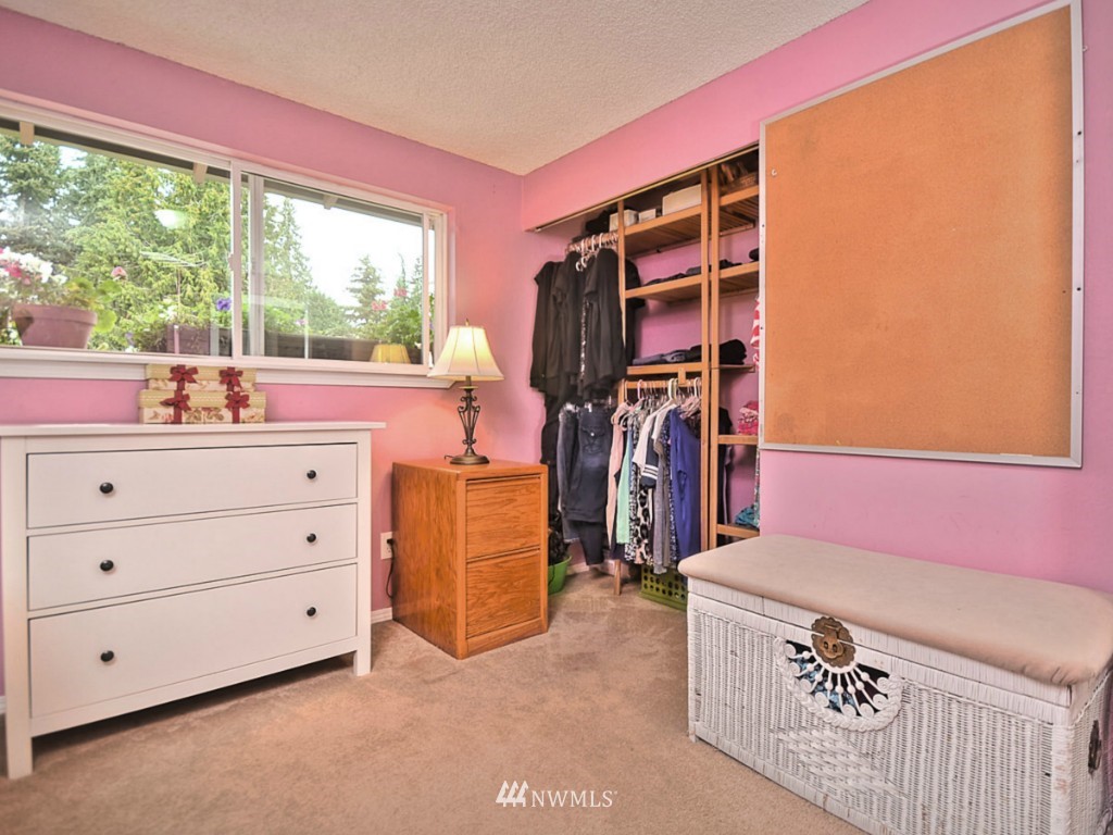 21404 6th Avenue West Bothell, WA 98021 - Photo 16 of 23