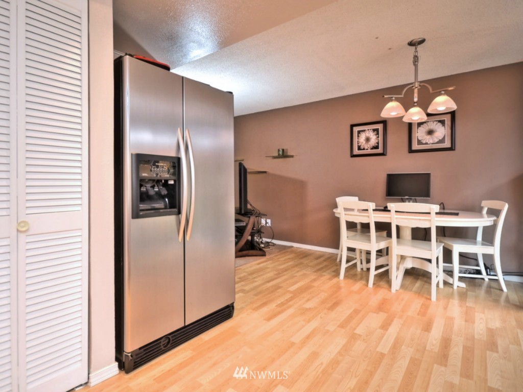 21404 6th Avenue West Bothell, WA 98021 - Photo 7 of 23