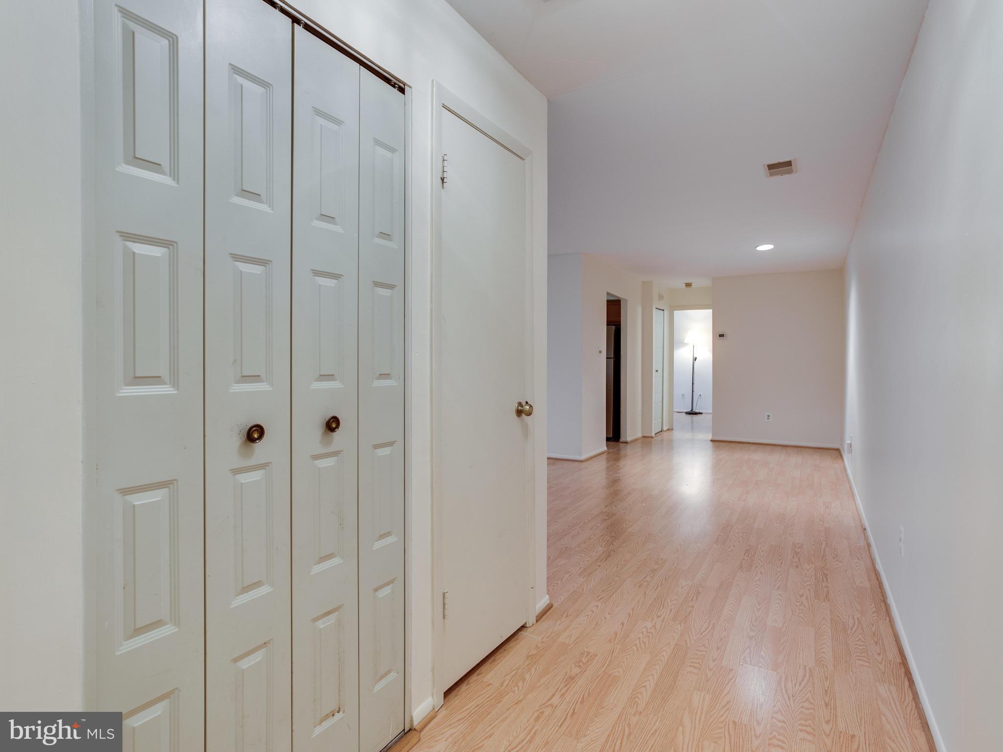 13113 Conductor Way, Unit 239 Silver Spring, MD 20904 - Photo 3 of 30 Foyer
