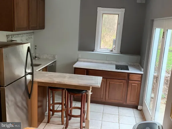 $2,000 | 14915 River Road, Potomac, MD 20854