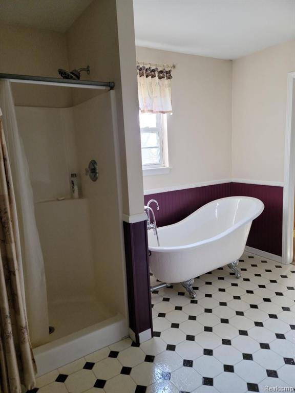 6349 Layton Road Fowlerville, MI 48836 - Photo 11 of 14