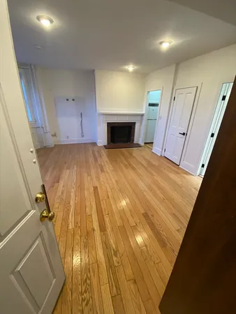 $2,650 | 458 Beacon Street, Unit 1, Boston, MA 02115