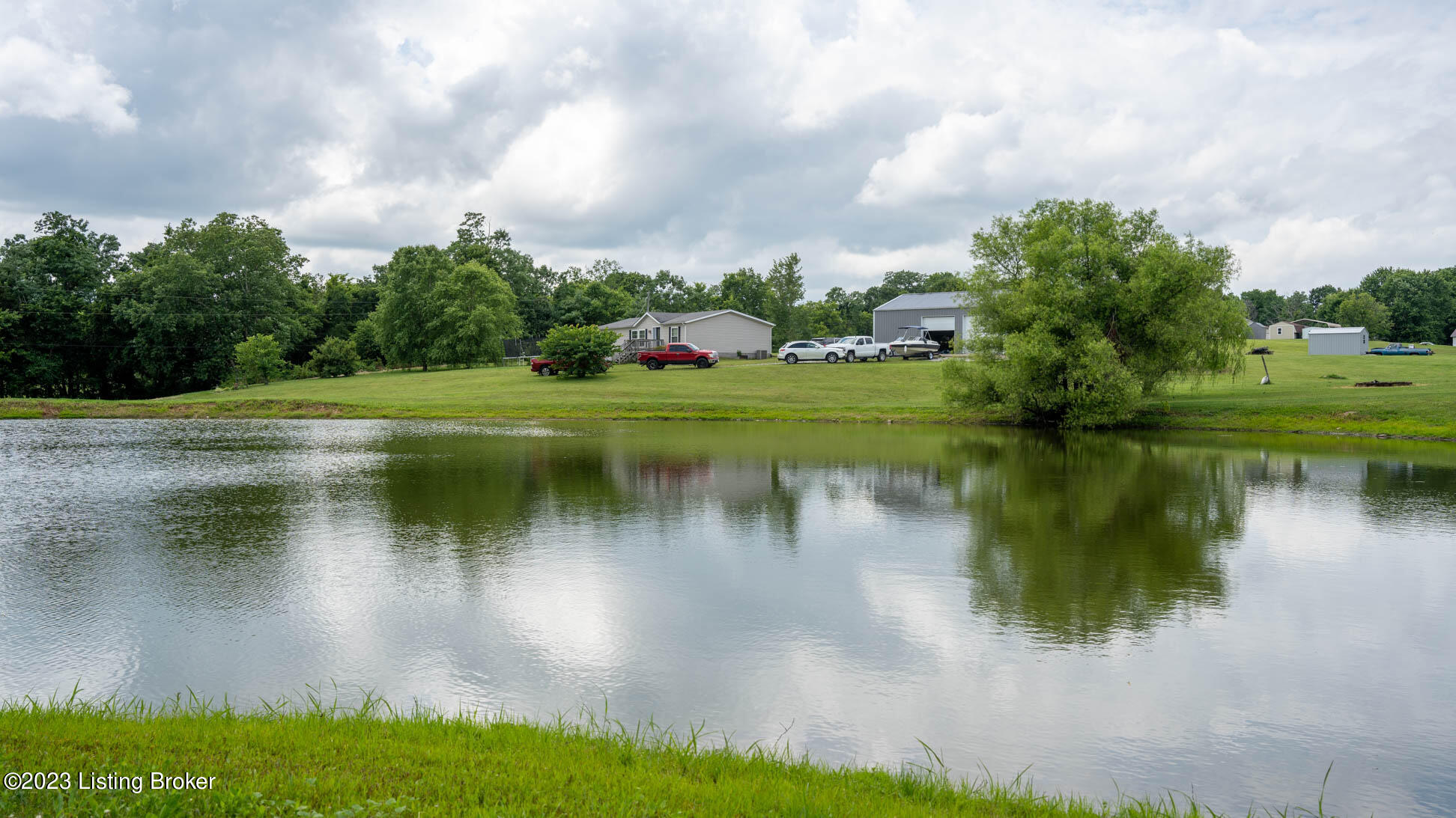 5699 Mill Rd Mount Eden KY-05