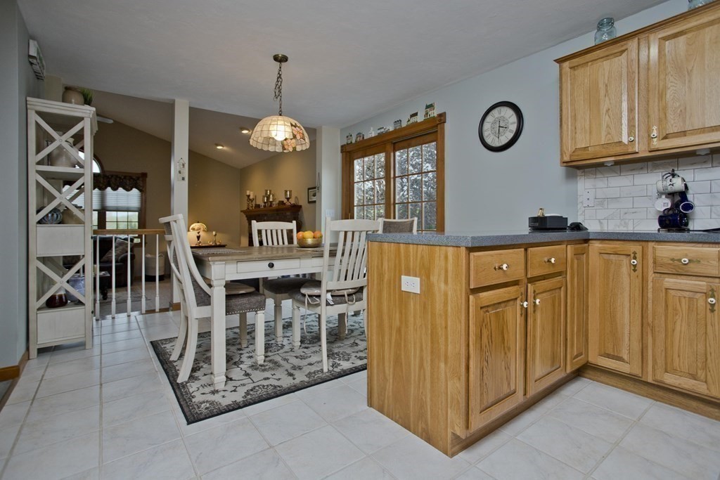 21 Hummingbird Lane West Springfield, MA 01089 - Photo 18 of 42 Gallery Image 18