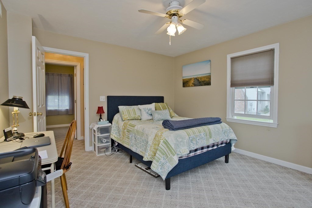 21 Hummingbird Lane West Springfield, MA 01089 - Photo 23 of 42 Gallery Image 23