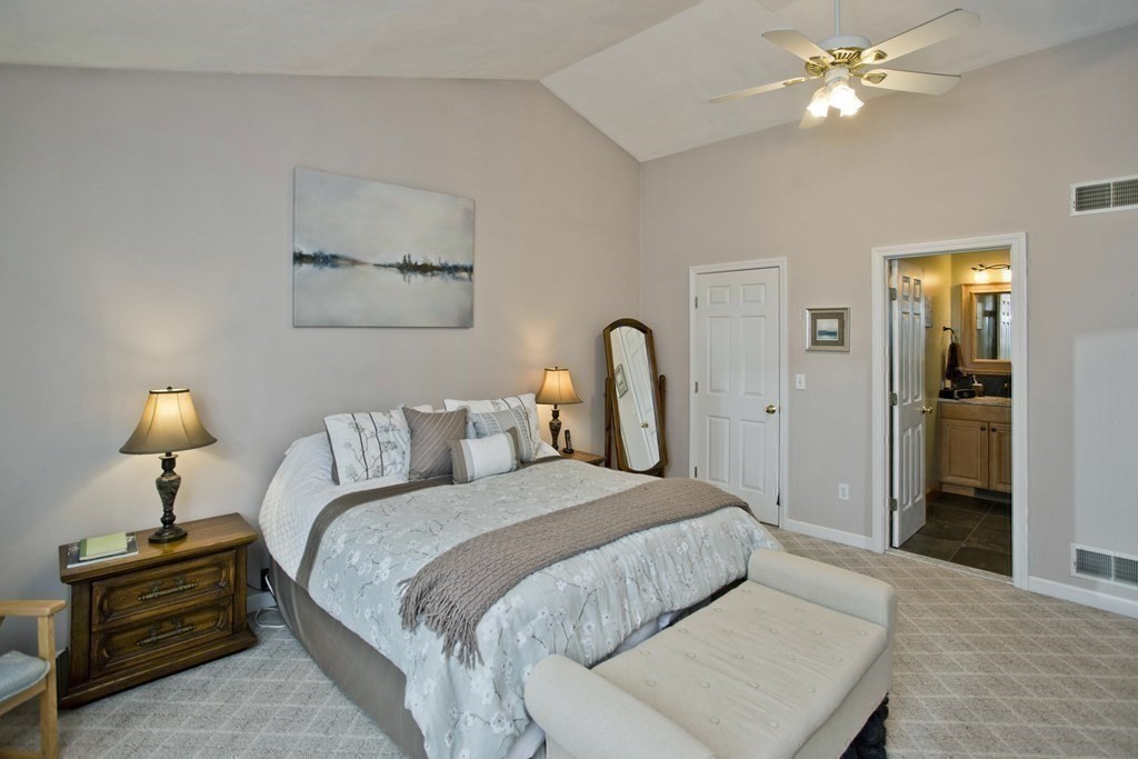21 Hummingbird Lane West Springfield, MA 01089 - Photo 29 of 42 Gallery Image 29