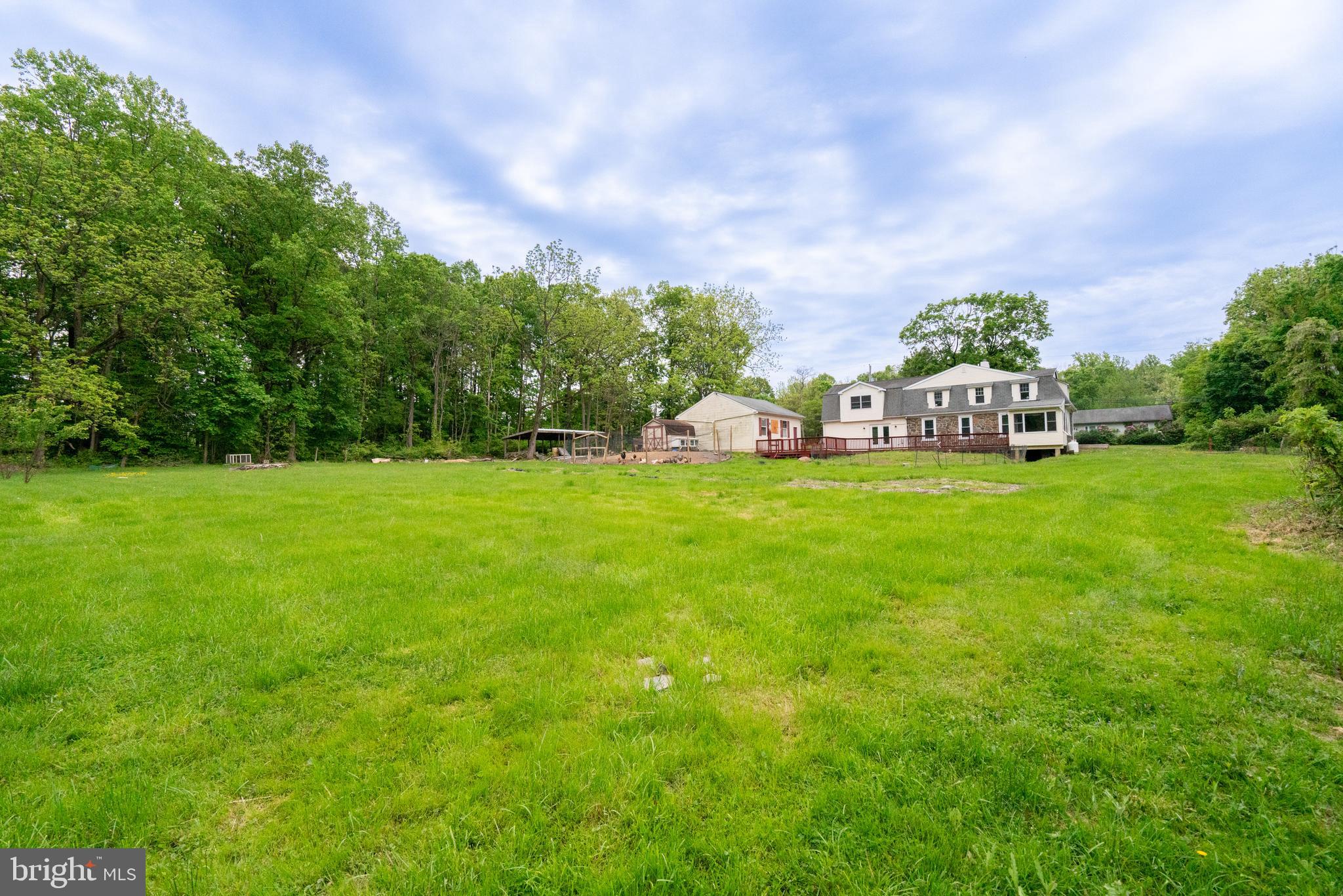 2050 Upper Ridge Road Green Lane, PA 18054 - Photo 46 of 56