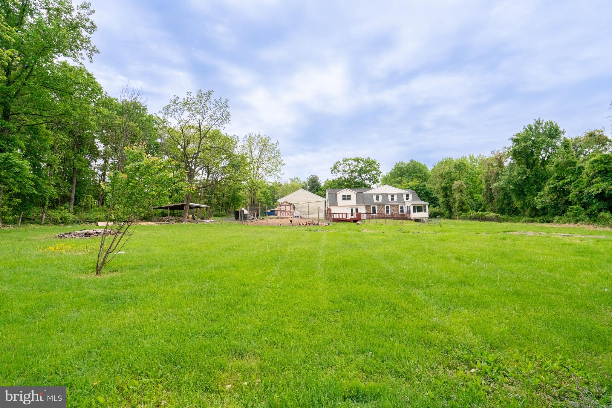 2050 Upper Ridge Road Green Lane, PA 18054 - Photo 47 of 56