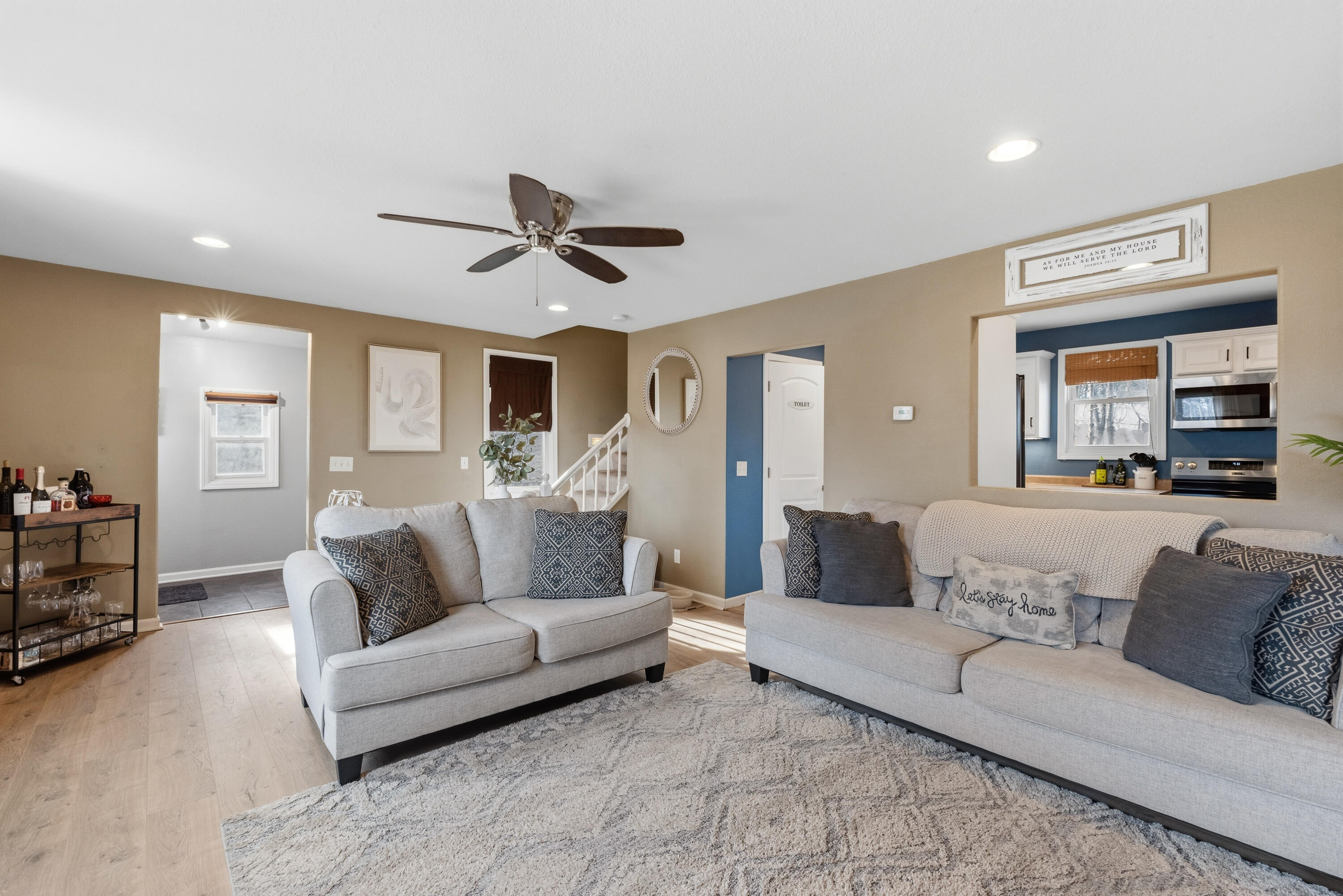 131 Maple Avenue Pewaukee, WI 53072 - Photo 13 of 36 Living Room - Off of Kitchen