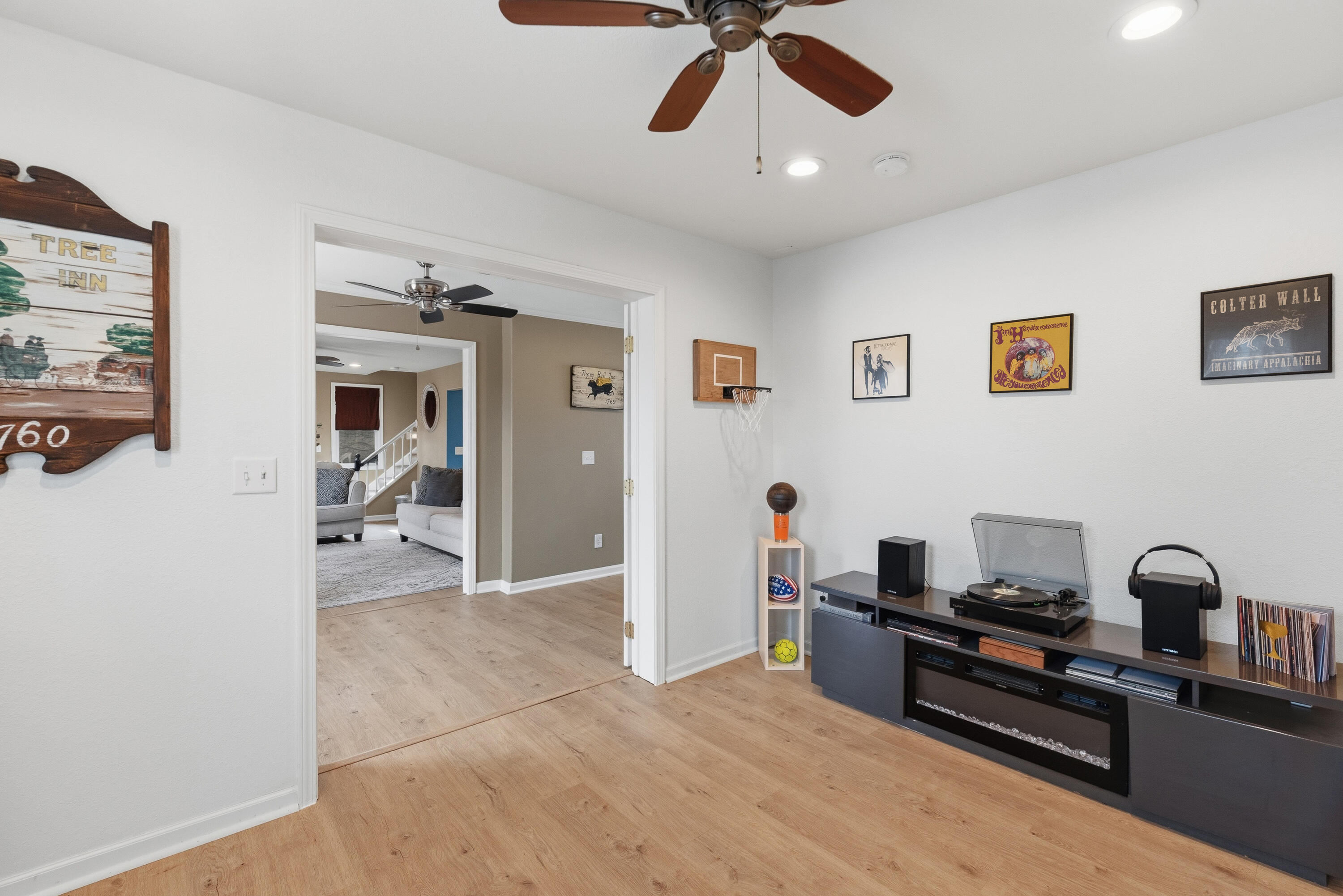 131 Maple Avenue Pewaukee, WI 53072 - Photo 17 of 36 Bonus Room!