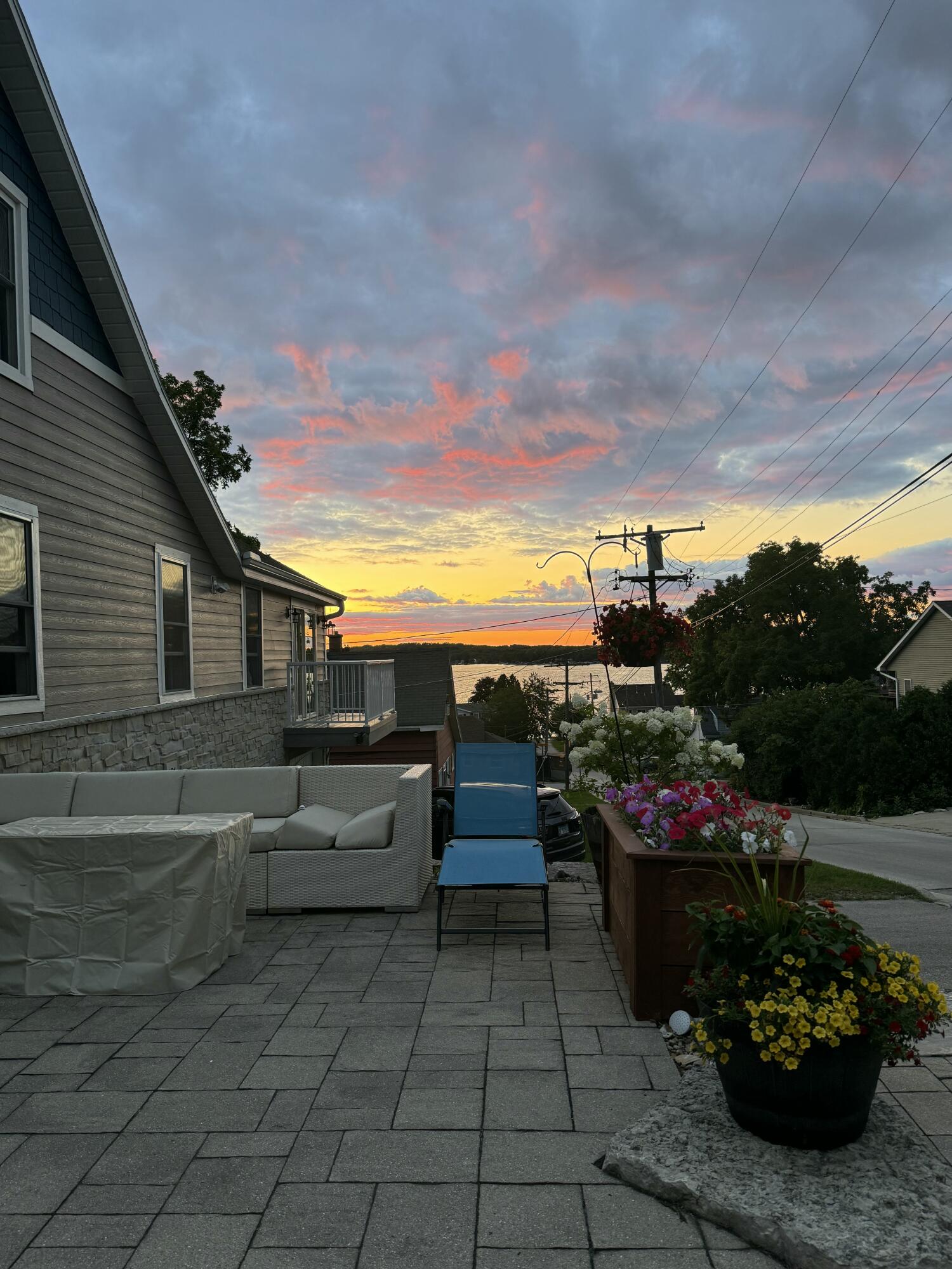 131 Maple Avenue Pewaukee, WI 53072 - Photo 33 of 36 Lake Summer Views