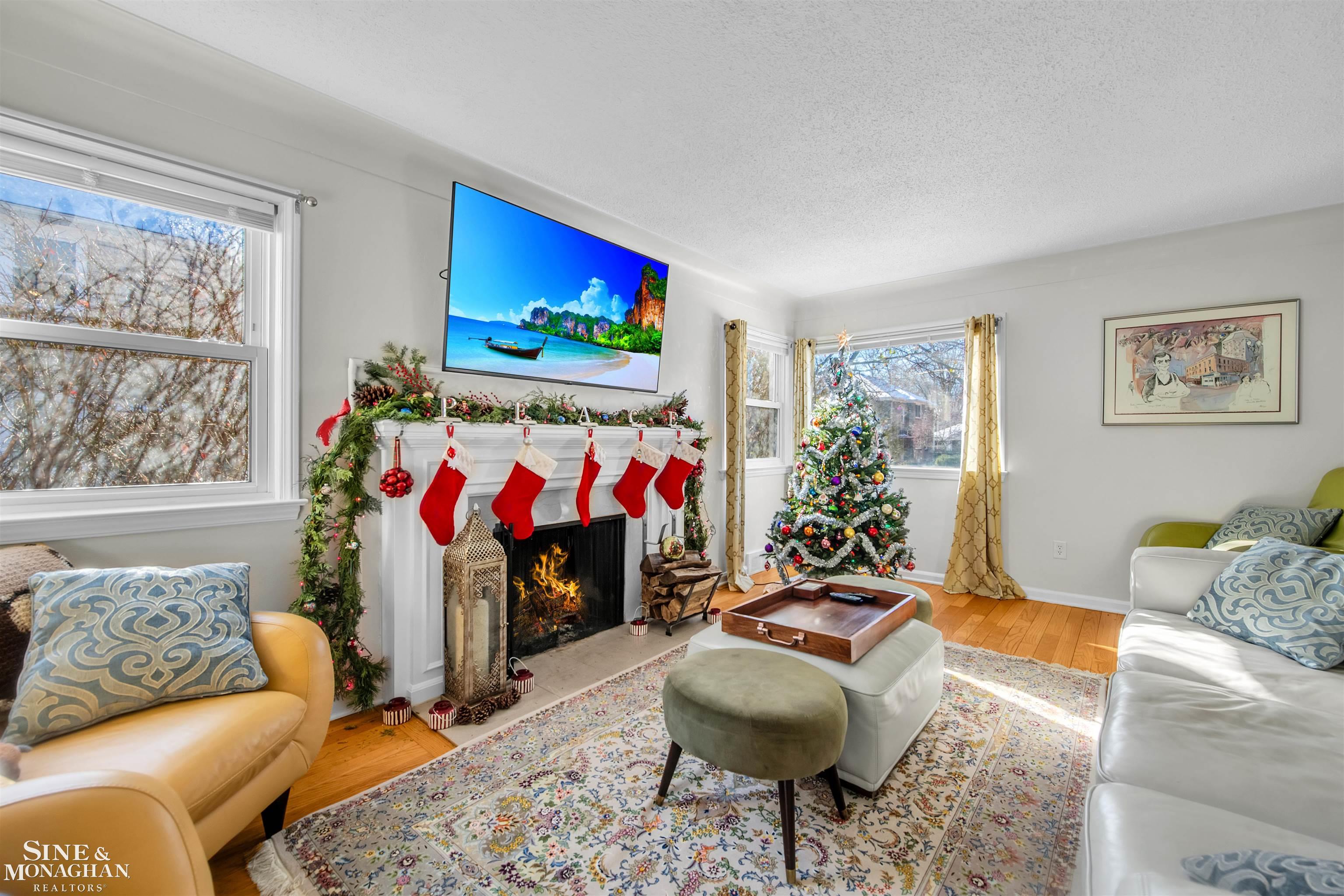 850 Harcourt Road Grosse Pointe, MI 48230 - Photo 26 of 54 50128801-f4f5dfbb-9d7a-4f26-a83c-86de77148c51.JPG