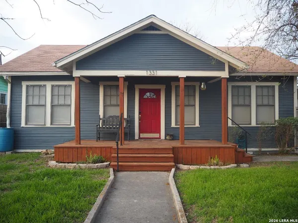$1,600 | 1331 West Wildwood Drive, San Antonio, TX 78201