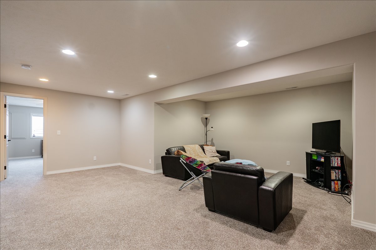 3138 Butterfly Drive Normal, IL 61761 - Photo 27 of 46