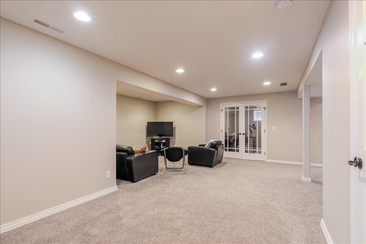 3138 Butterfly Drive Normal, IL 61761 - Photo 28 of 46