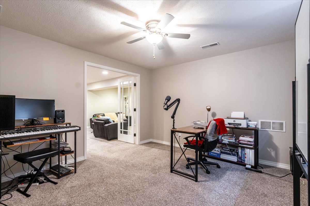 3138 Butterfly Drive Normal, IL 61761 - Photo 31 of 46