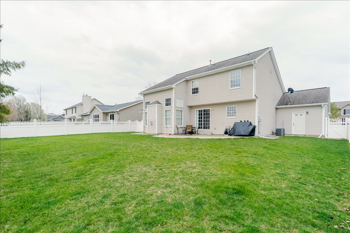 3138 Butterfly Drive Normal, IL 61761 - Photo 39 of 46