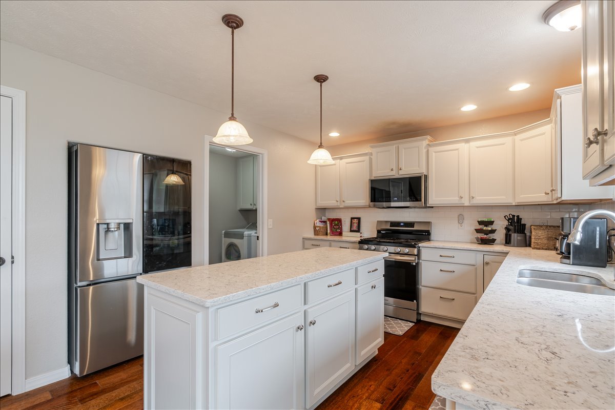 3138 Butterfly Drive Normal, IL 61761 - Photo 4 of 46