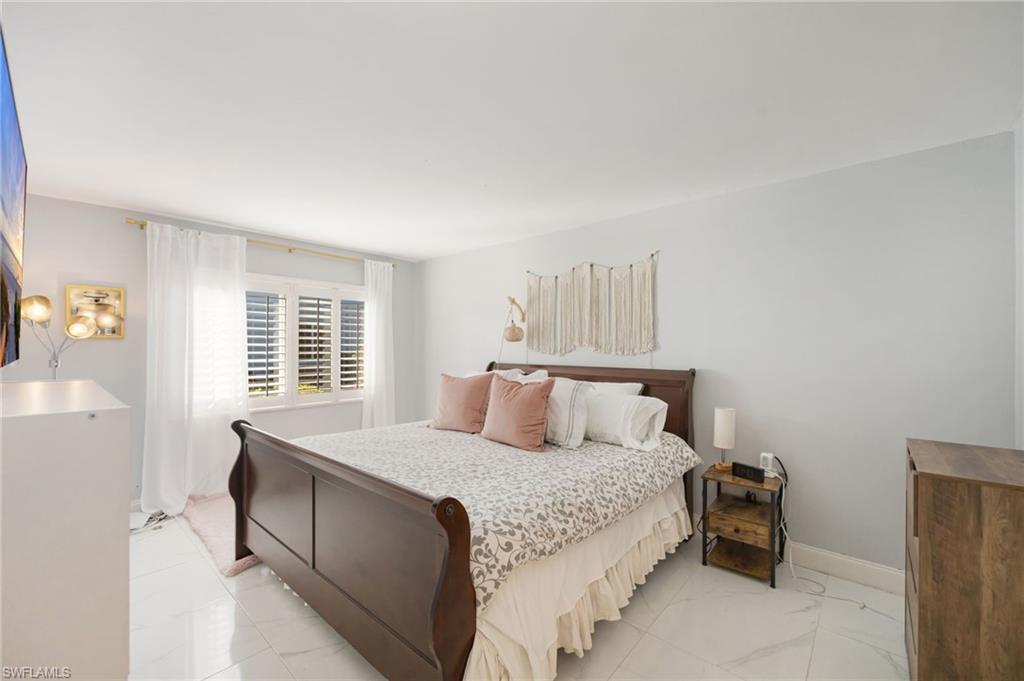 232 Palm Drive, Unit 1 Naples, FL 34112 - Photo 5 of 36