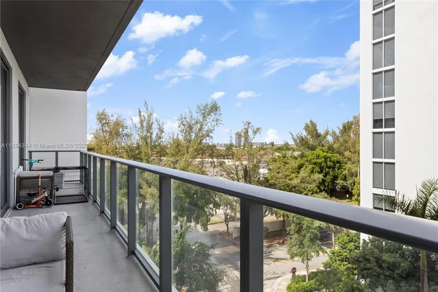 $3,600 | 2960 Northeast 207th Street, Unit 502, Aventura, FL 33180