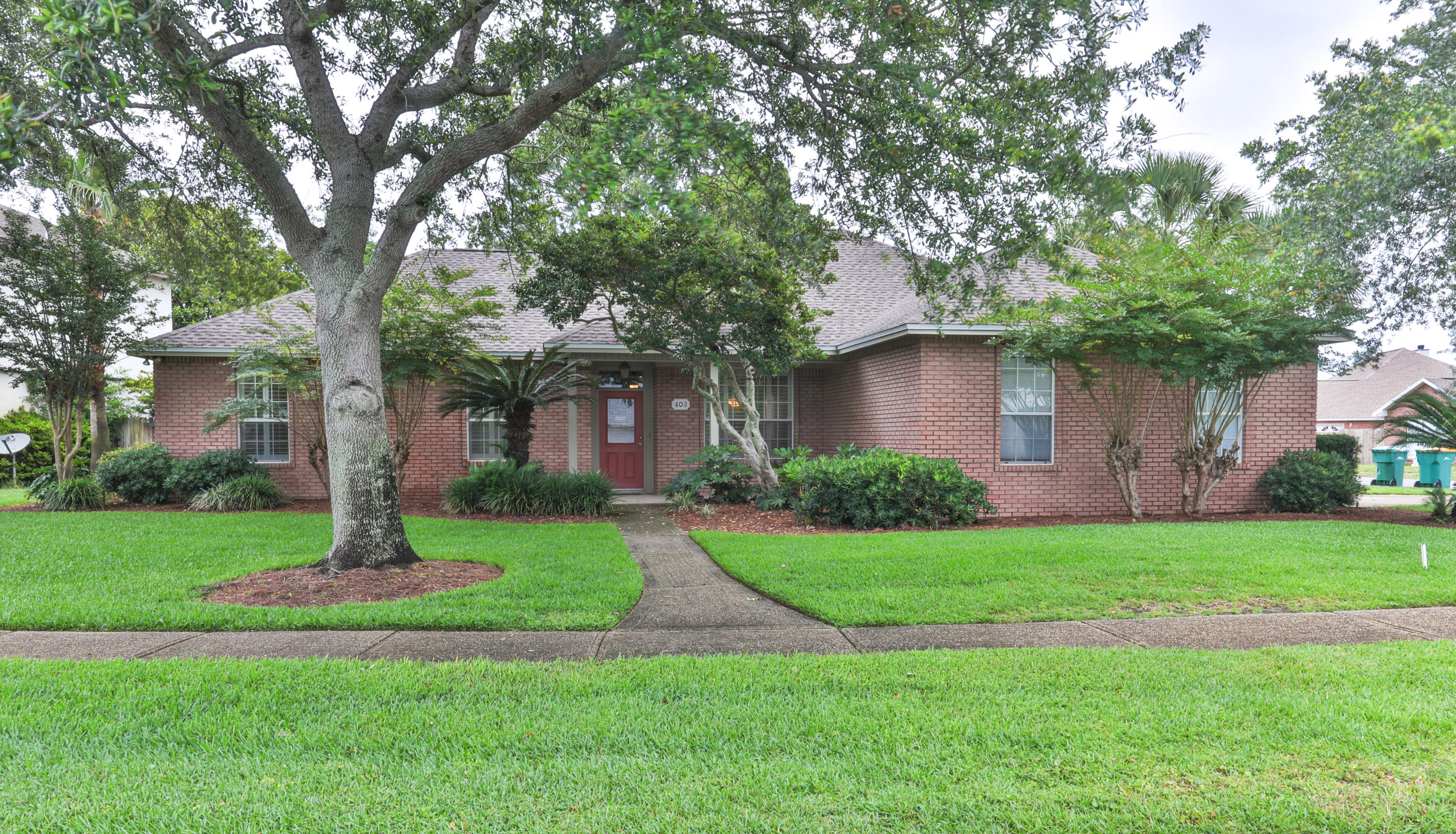 403 Ridge Wood Circle Destin, FL 32541 - Photo 2 of 36 403 Ridgewood (24 of 31)