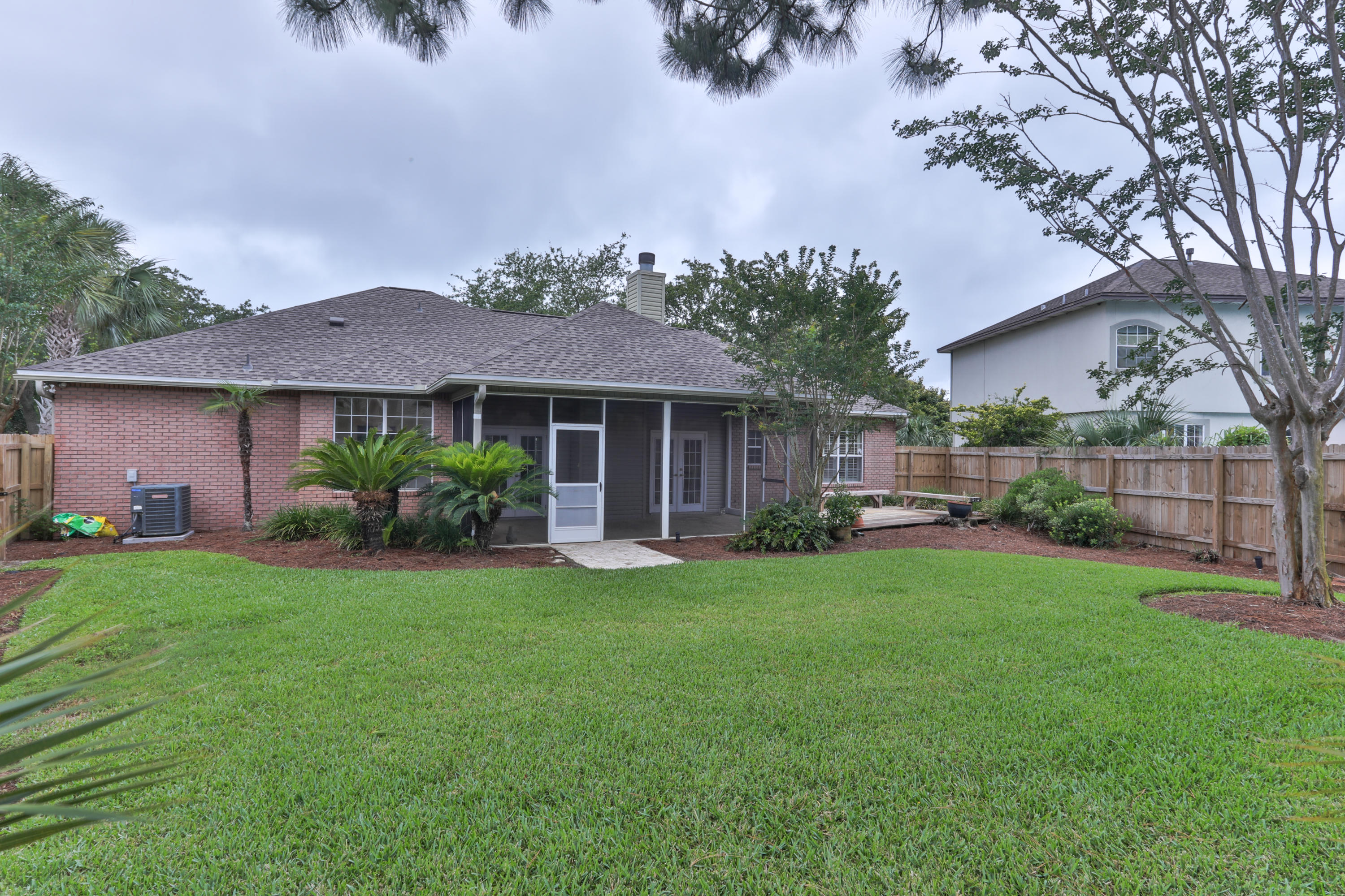 403 Ridge Wood Circle Destin, FL 32541 - Photo 27 of 36 Back Yard