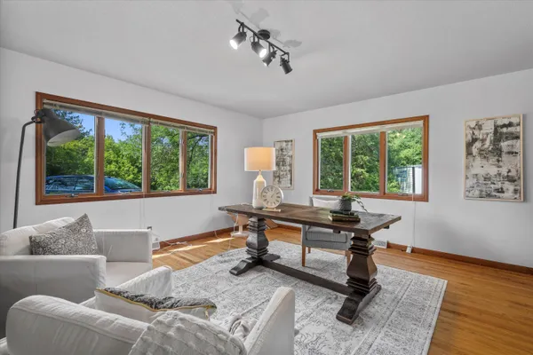 $849,900 | 2416 West Dean Court, River Hills, WI 53217