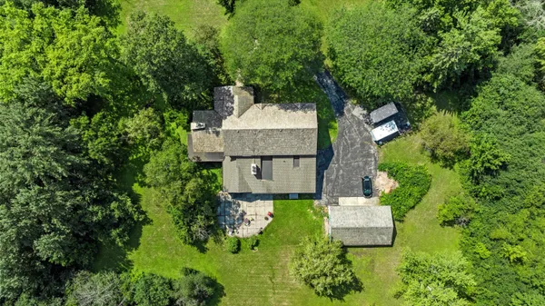 $849,900 | 2416 West Dean Court, River Hills, WI 53217