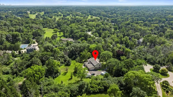 $849,900 | 2416 West Dean Court, River Hills, WI 53217