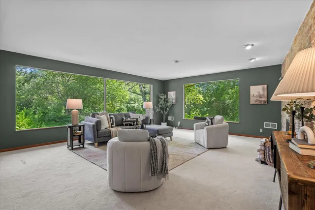 $849,900 | 2416 West Dean Court, River Hills, WI 53217