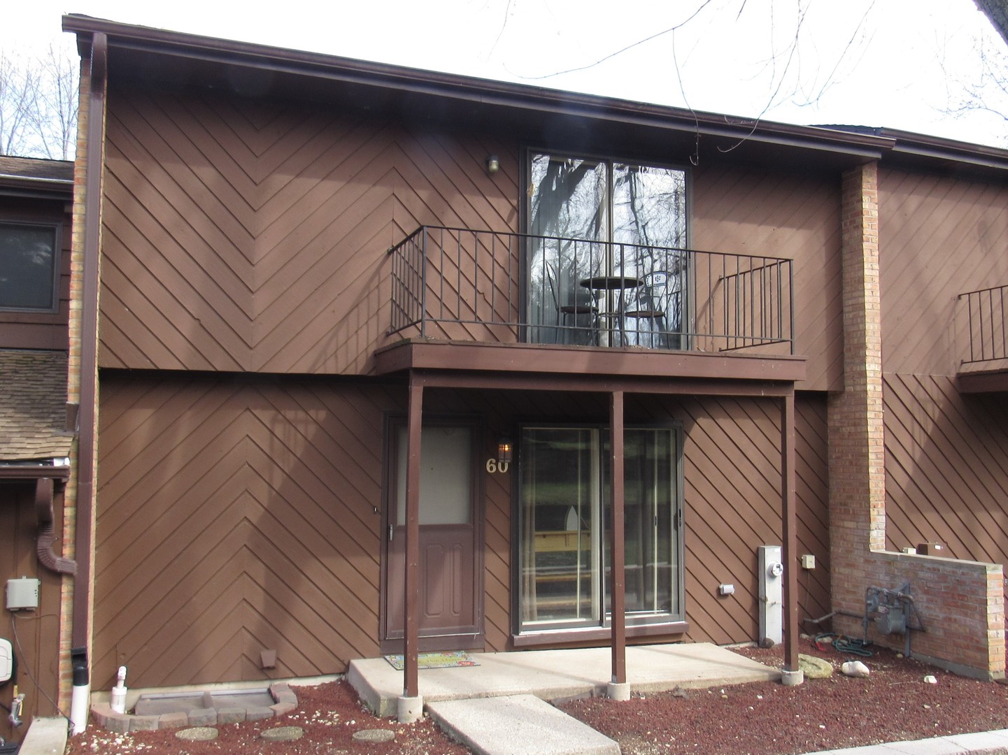 60 Woodhills Bay Road Fox Lake, IL 60020 - Photo 2 of 28