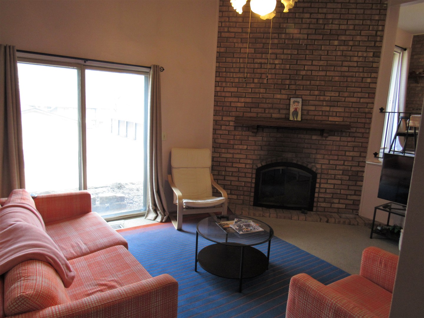 60 Woodhills Bay Road Fox Lake, IL 60020 - Photo 5 of 28