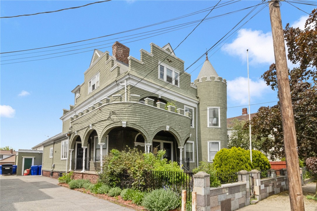 9 Beech Street Pawtucket, RI 02860 - Photo 14 of 28