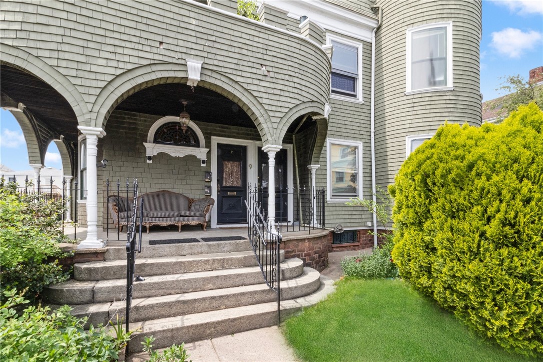 9 Beech Street Pawtucket, RI 02860 - Photo 16 of 28