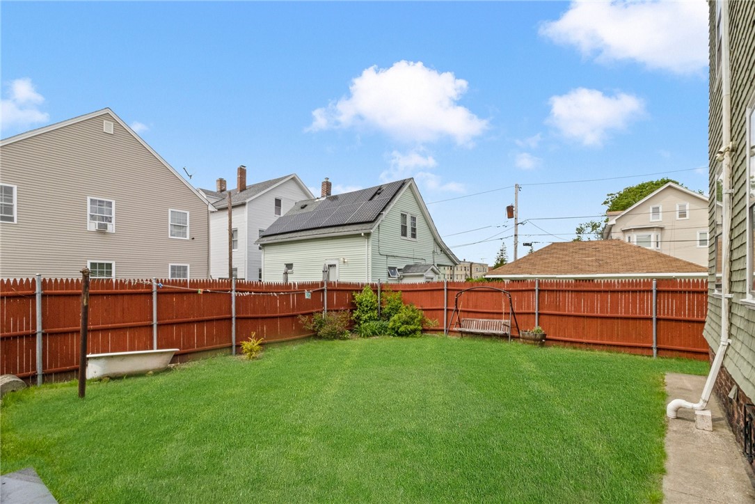 9 Beech Street Pawtucket, RI 02860 - Photo 23 of 28