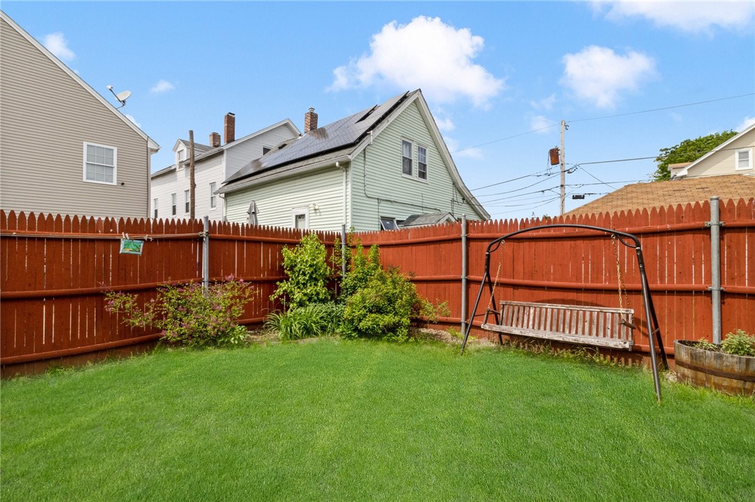 9 Beech Street Pawtucket, RI 02860 - Photo 27 of 28