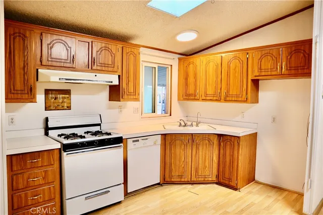 $165,000 | 8111 Stanford Avenue, Unit 127, Stanton, CA 90680