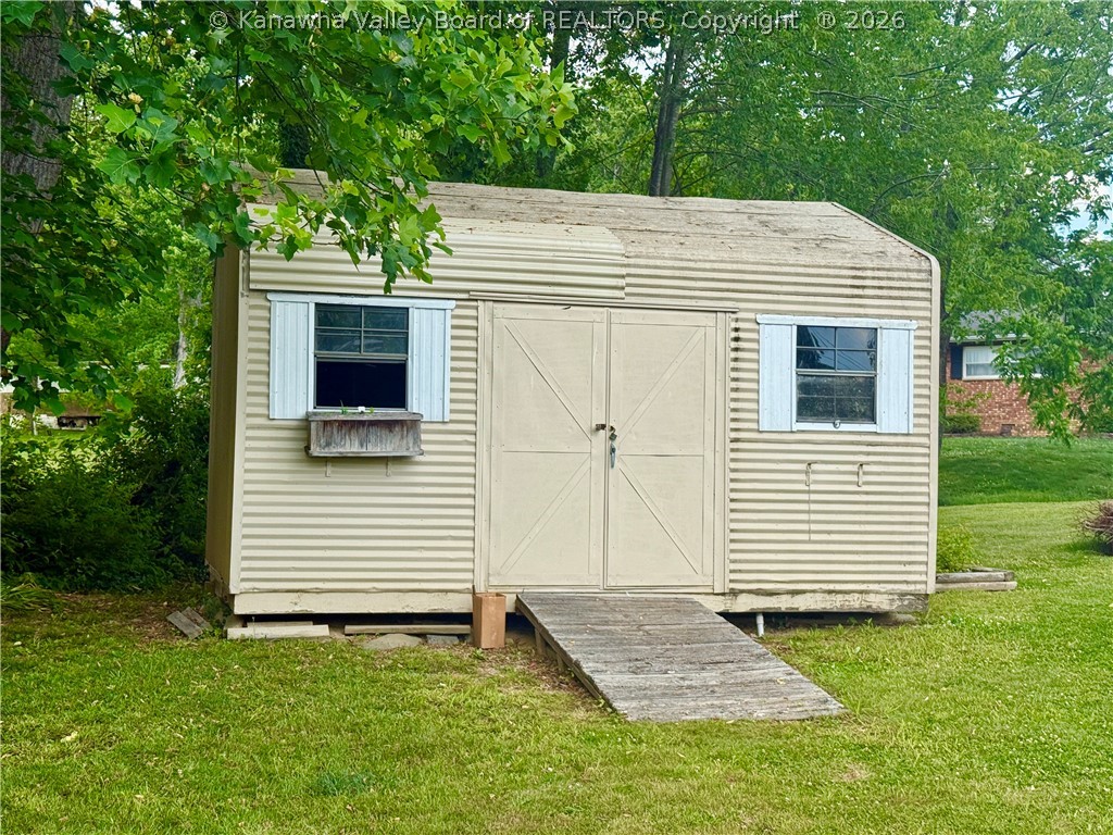 241 North Pinch Road Elkview, WV 25071 - Photo 37 of 41 Gallery Image 37