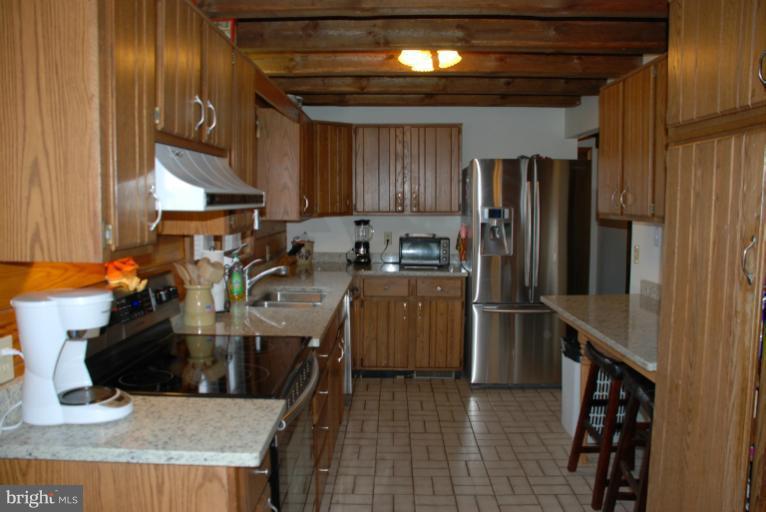 17770 Hardy Road Mount Airy, MD 21771 - Photo 9 of 21 Kitchen