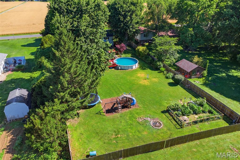 10904 Lake Road Highland, IL 62249 - Photo 17 of 17