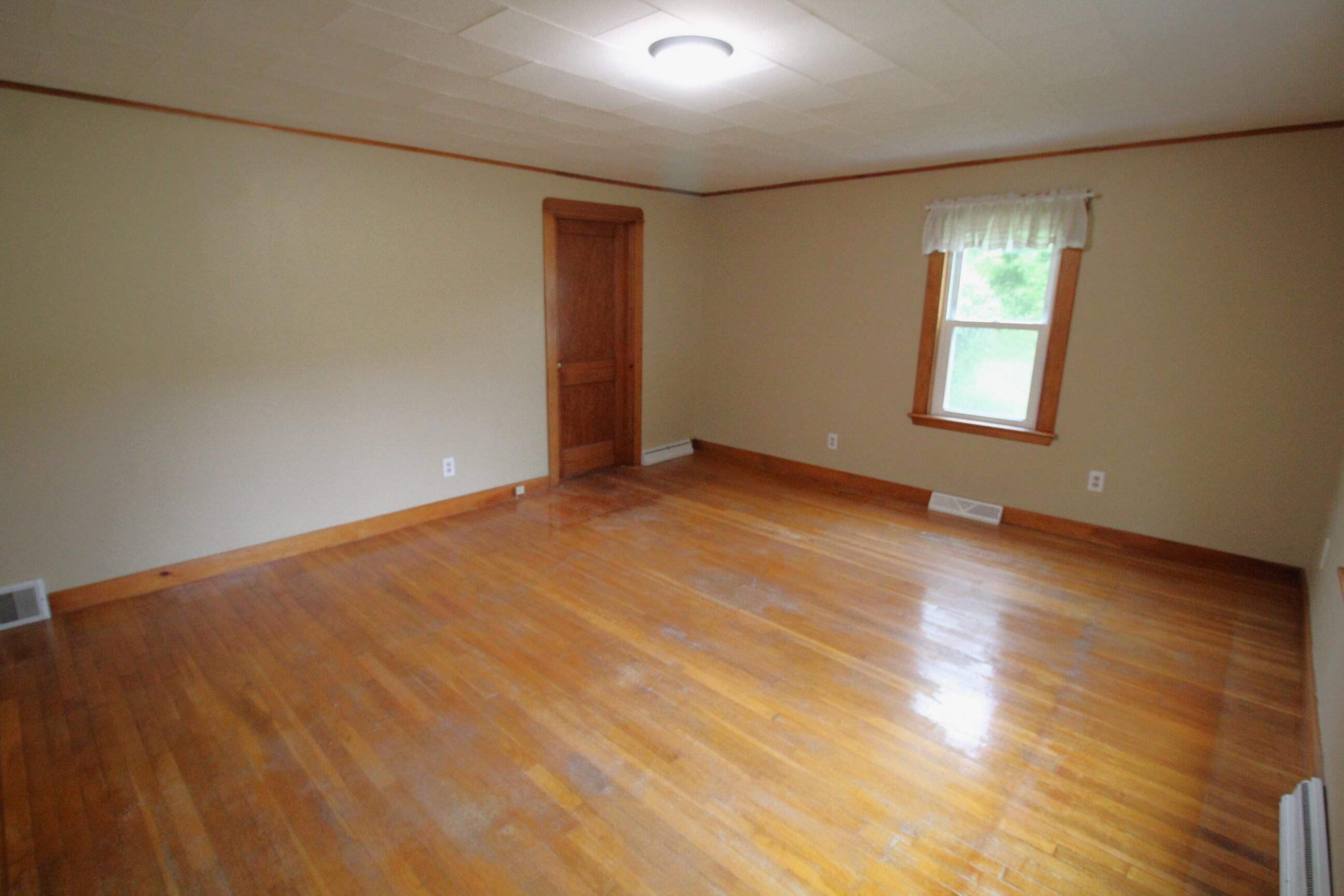 20 Hardscrabble Road Poland, ME 04274 - Photo 14 of 56 14. Spacious Living Room
