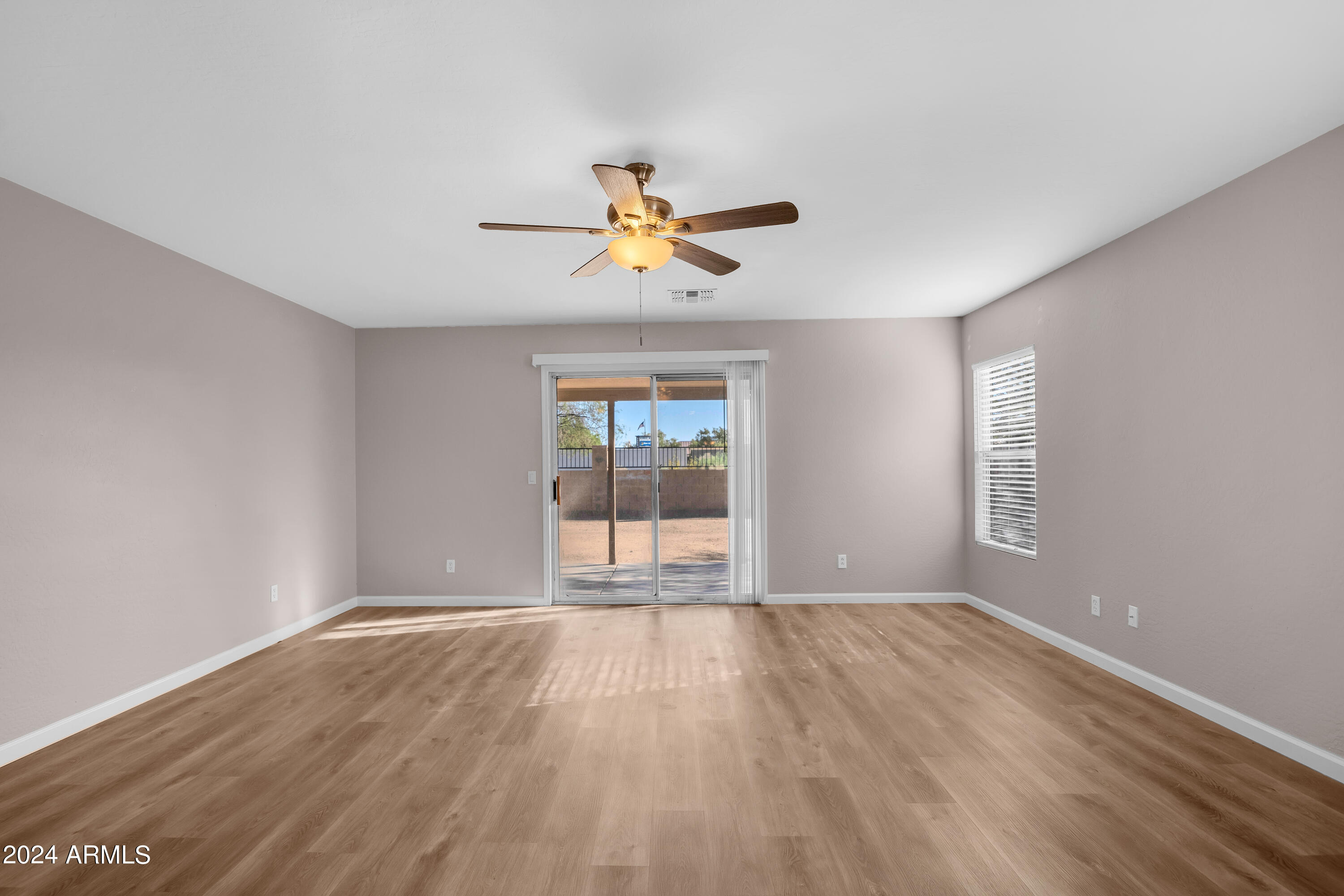 6441 West Riva Road Phoenix, AZ 85043 - Photo 11 of 32 Rlp-14